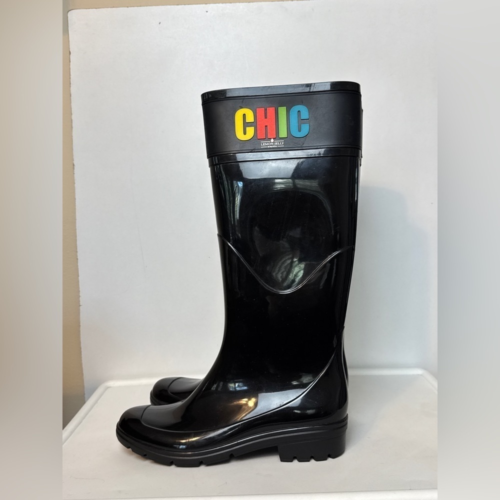 LEMON JELLY - BLACK High Gloss Rain Boot. Epic Chic.
Size: 38 = ladies 8 - Picture 7 of 10